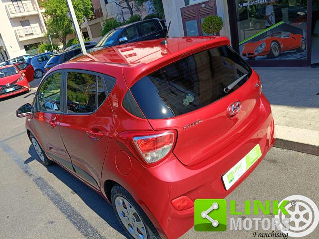 HYUNDAI i10 usata, con Pneumatici estivi