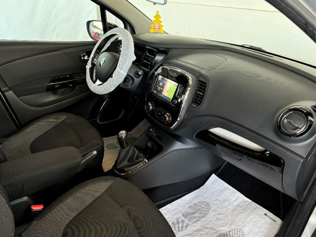 RENAULT Captur usata 17