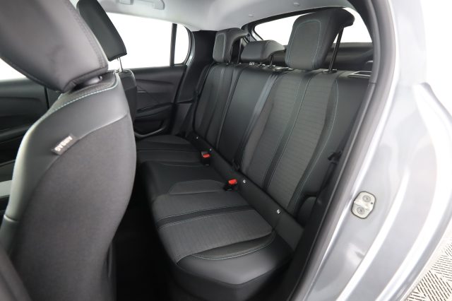 PEUGEOT 208 usata 3