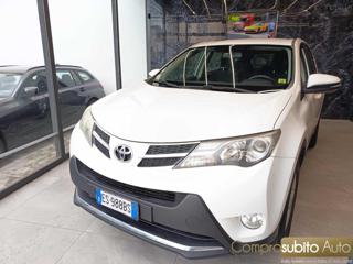 TOYOTA RAV 4 usata, con Airbag