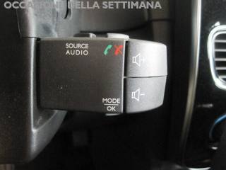 RENAULT Clio usata, con Bluetooth