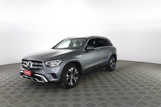 MERCEDES-BENZ CLA usata 0