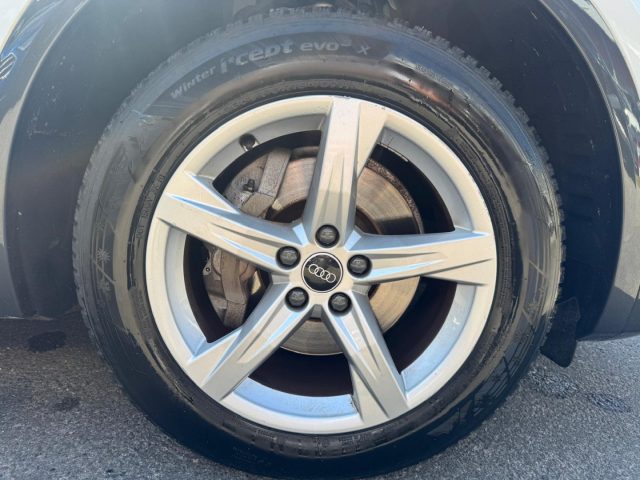 AUDI Q5 usata, con Sedile posteriore sdoppiato