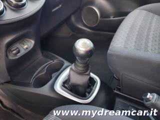TOYOTA Yaris usata 13