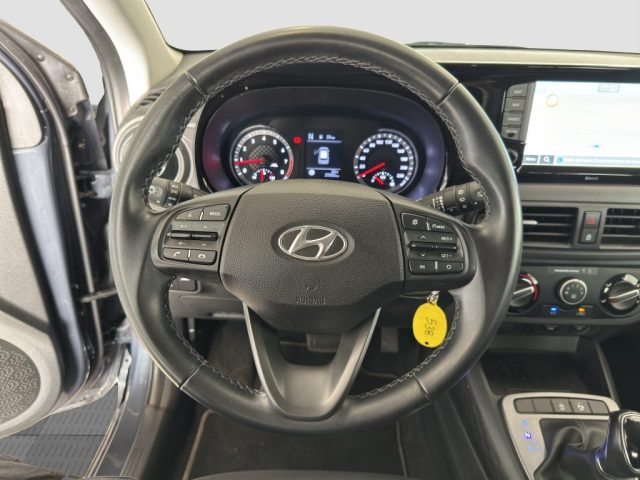 HYUNDAI i10 usata 10