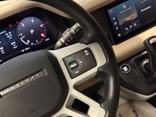 LAND ROVER Defender usata, con Touch screen