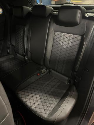 VOLKSWAGEN T-Cross usata, con USB