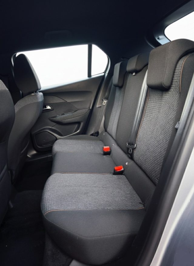 PEUGEOT 2008 usata, con Cruise Control