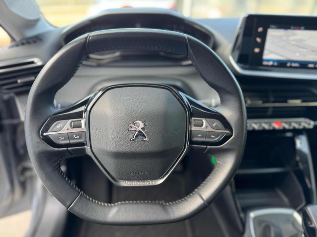 PEUGEOT 208 usata, con Autoradio