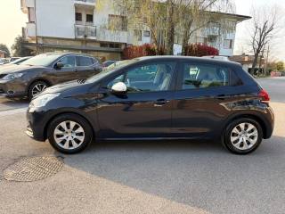 PEUGEOT 208 usata, con Airbag