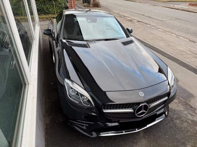 MERCEDES-BENZ SLC 300 usata, con Alzacristalli elettrici