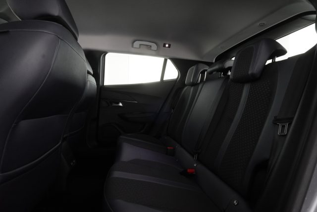 PEUGEOT 2008 usata 9