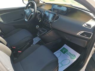 LANCIA Ypsilon usata, con Servosterzo