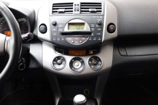 TOYOTA RAV 4 usata, con Volante multifunzione