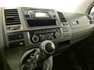 VOLKSWAGEN Caravelle usata, con Fendinebbia