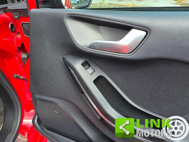 FORD Fiesta usata, con MP3