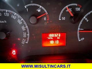 OPEL Combo usata, con Lettore CD