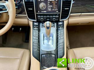 PORSCHE Panamera usata, con Volante in pelle