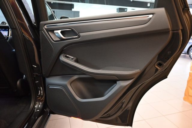 PORSCHE Macan usata 52
