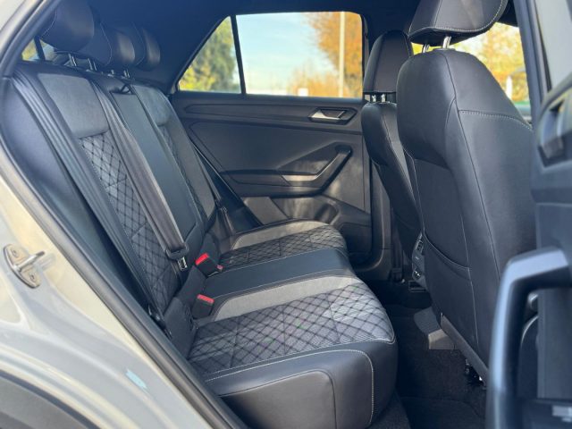 VOLKSWAGEN T-Roc usata, con Park Distance Control