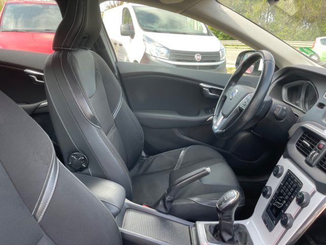 VOLVO V40 usata 12