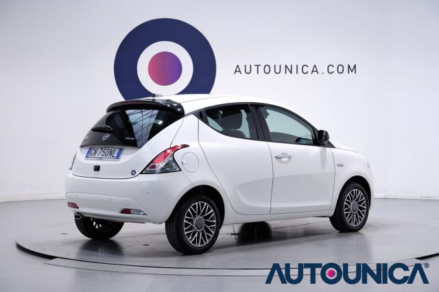 LANCIA Ypsilon usata, con Touch screen