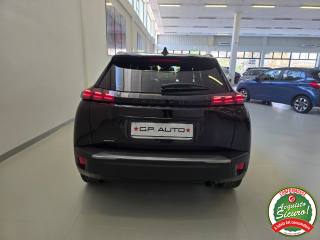 PEUGEOT 2008 usata, con Autoradio