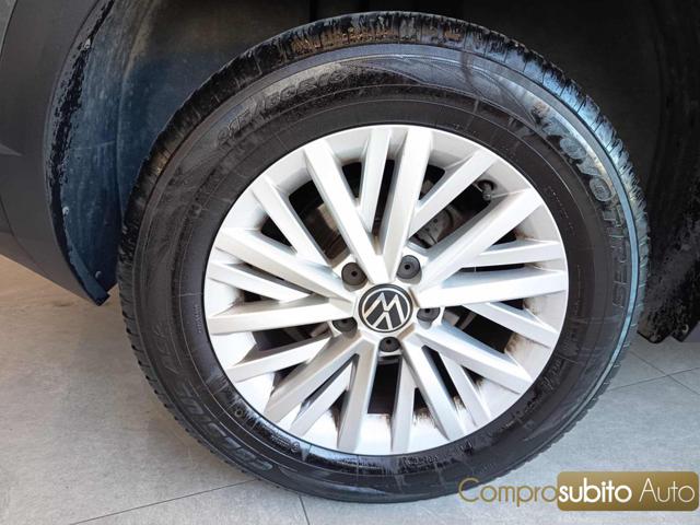 VOLKSWAGEN T-Roc usata 27