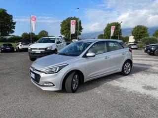 HYUNDAI i20 usata, con Airbag