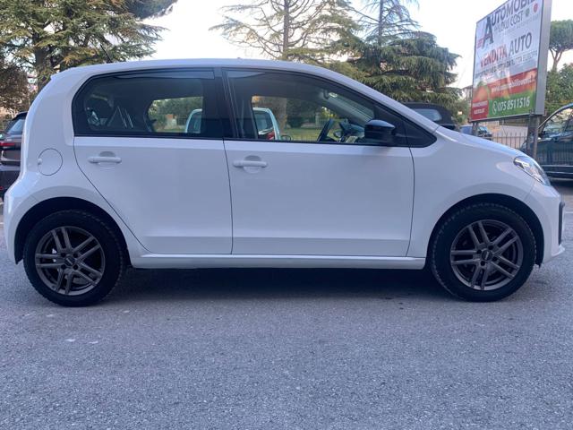 VOLKSWAGEN up! usata, con Airbag Passeggero