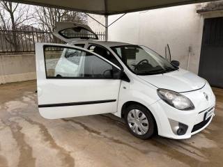 RENAULT Twingo usata 31