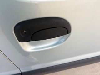 RENAULT Kangoo usata 33