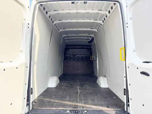 IVECO Daily usata, con Climatizzatore
