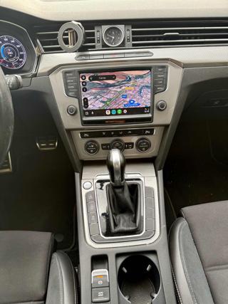 VOLKSWAGEN Passat usata, con Controllo automatico clima
