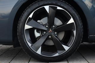 SEAT Leon usata, con Fari LED