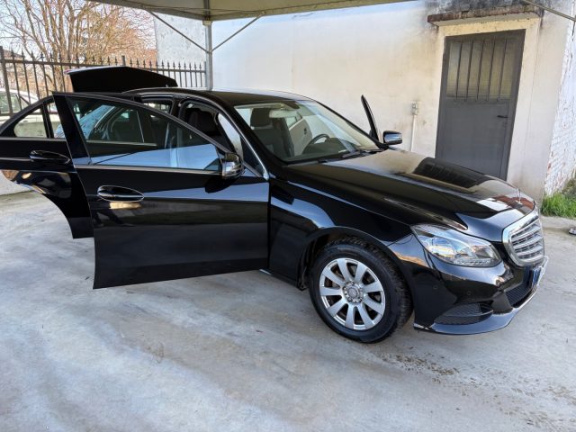 MERCEDES-BENZ E 200 usata, con Frenata d