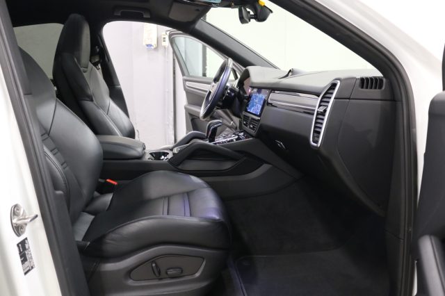 PORSCHE Cayenne usata, con Bracciolo