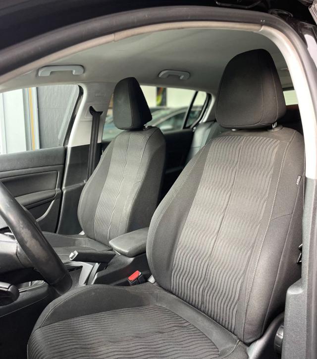 PEUGEOT 308 usata, con Fendinebbia