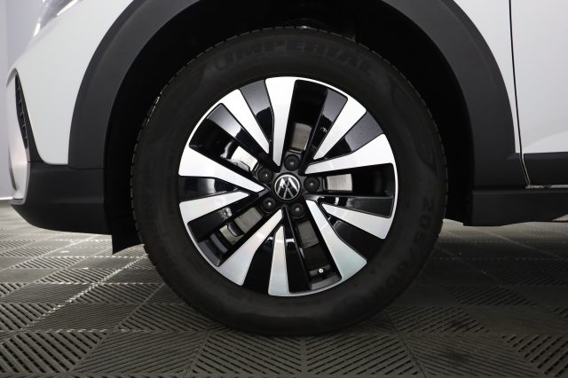 VOLKSWAGEN Taigo usata 8