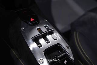 FERRARI SF90 usata 29