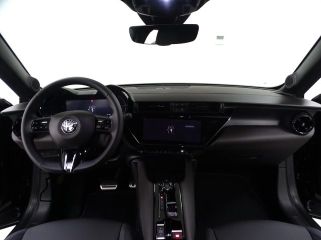 ALFA ROMEO Junior usata, con Portellone posteriore elettrico
