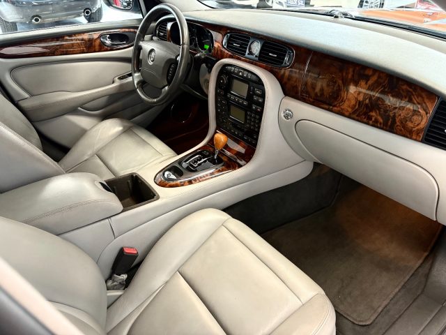 JAGUAR XJ6 usata, con Controllo automatico clima