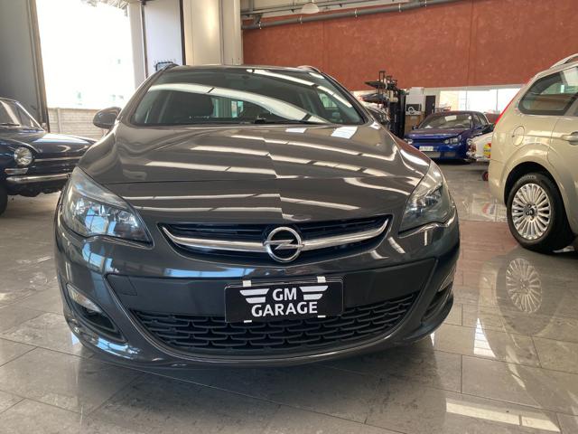 OPEL Astra usata, con Controllo trazione