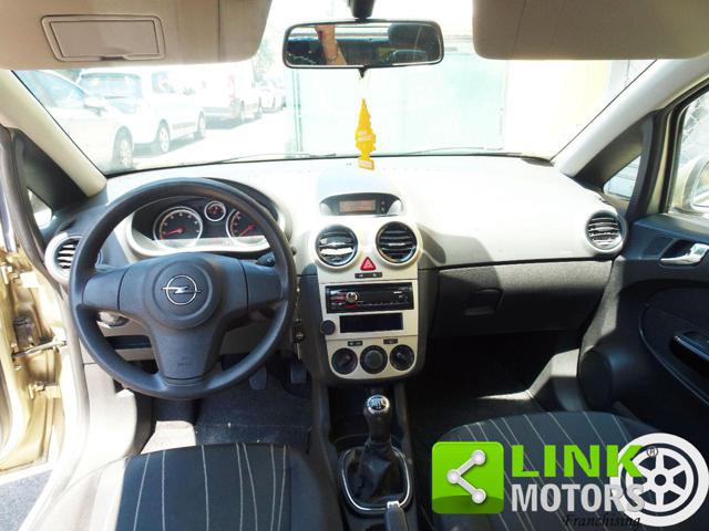 OPEL Corsa usata, con ESP