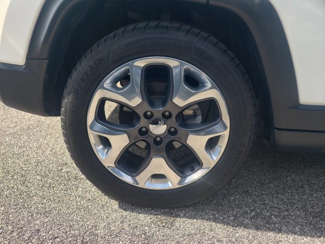 JEEP Compass usata, con Autoradio