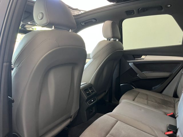 AUDI SQ5 usata, con Sensori di parcheggio posteriori