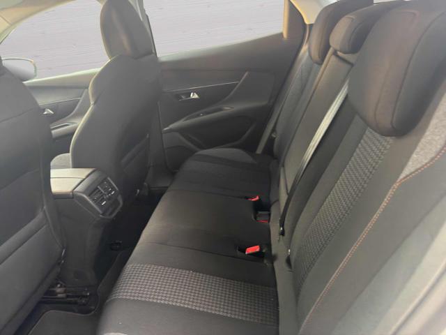 PEUGEOT 3008 usata, con Controllo automatico clima