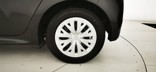 TOYOTA Yaris usata 49