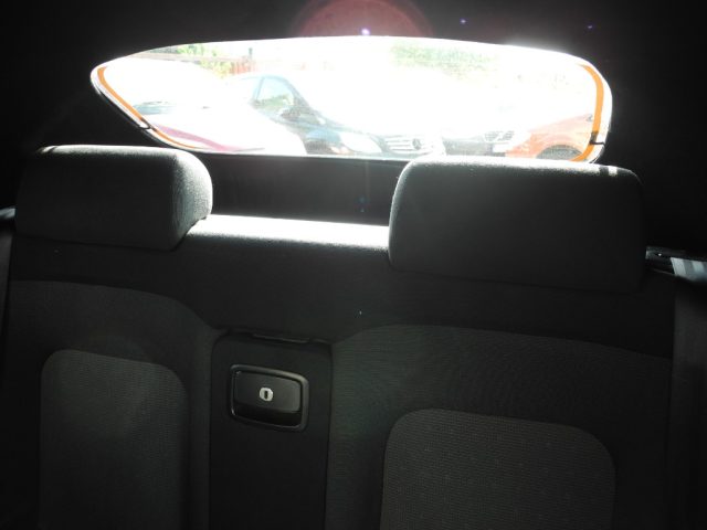 VOLKSWAGEN New Beetle usata 39