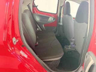 TOYOTA Aygo usata 12